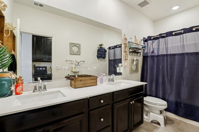 9419 Varietal Ct, Sacramento, CA 95829