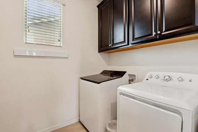 9419 Varietal Ct, Sacramento, CA 95829