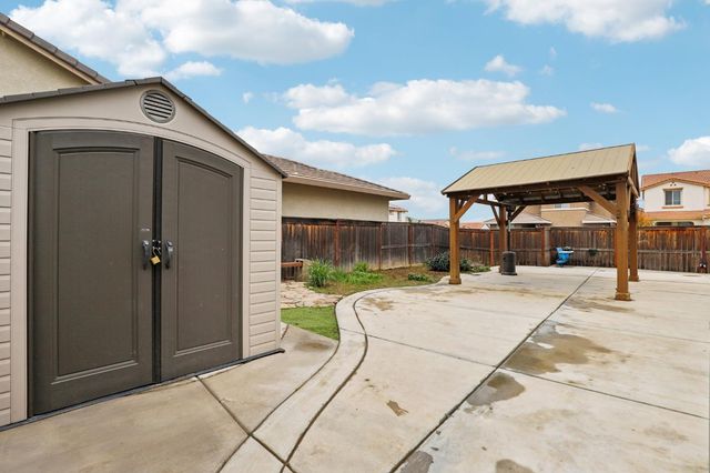 9419 Varietal Ct, Sacramento, CA 95829