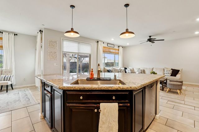 9419 Varietal Ct, Sacramento, CA 95829