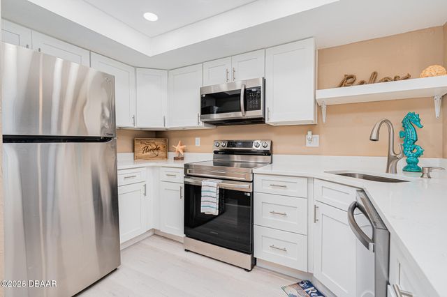 2615 S Atlantic Ave Apt 4F, Daytona Beach Shores, FL 32118