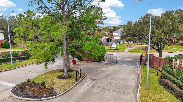 16014 Timber Run Drive, Houston, TX 77082