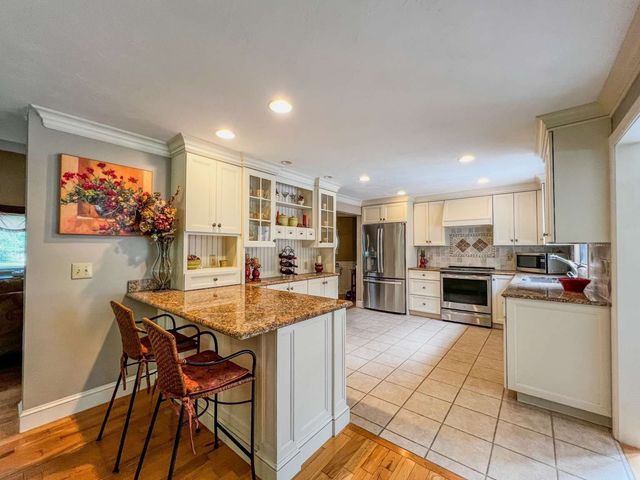 26 Liberty Hill Drive, Blackstone, MA 01504