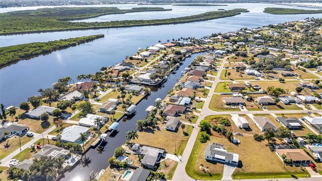 3334 DOVER DRIVE, Punta Gorda, FL 33983
