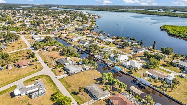 3334 DOVER DRIVE, Punta Gorda, FL 33983