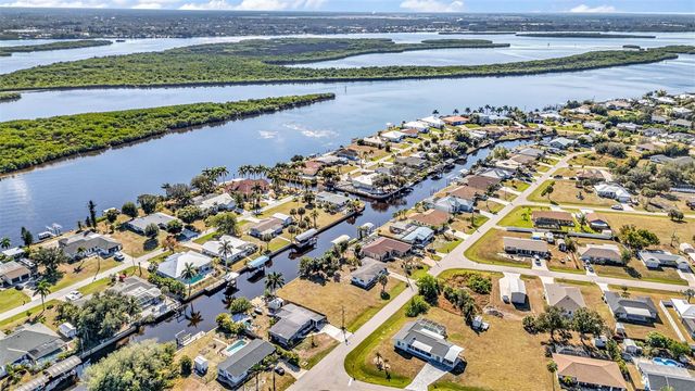 3334 DOVER DRIVE, Punta Gorda, FL 33983