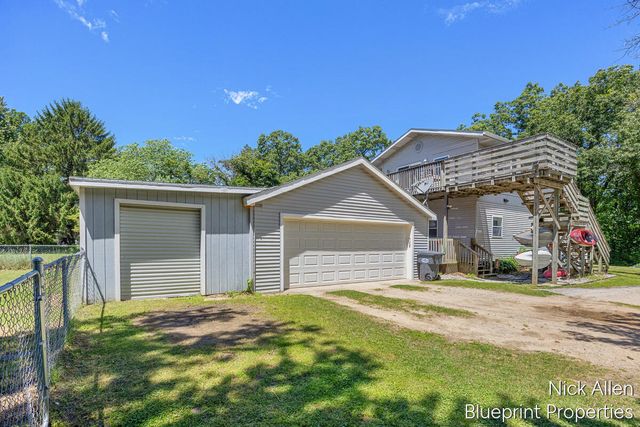 158 Wilson Street, Coloma City, MI 49038