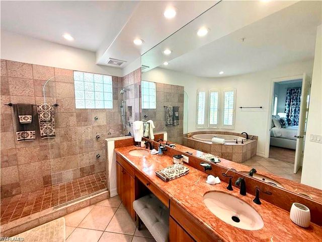 2659 Bolero DR # 3, Naples, FL 34109