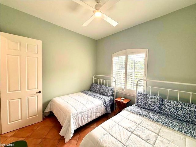 2659 Bolero DR # 3, Naples, FL 34109