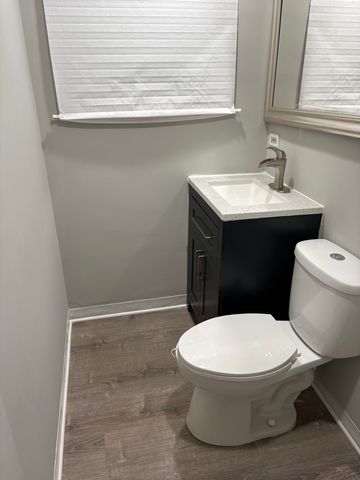 2422 222nd Street, Sauk Village, IL 60411