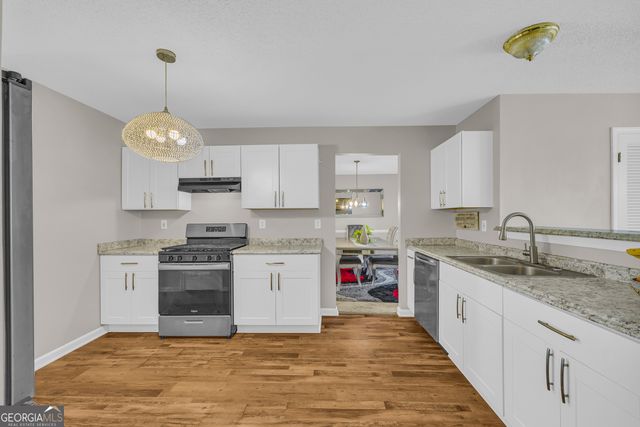 7546 Mountain Creek Bluff, Lithonia, GA 30058