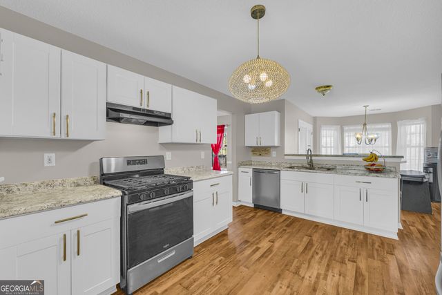 7546 Mountain Creek Bluff, Lithonia, GA 30058