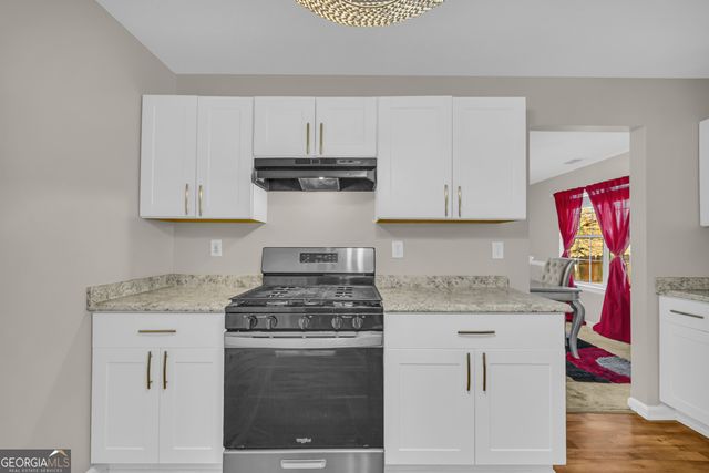 7546 Mountain Creek Bluff, Lithonia, GA 30058