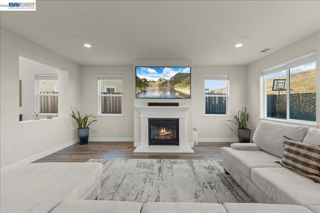 5341 Promontory Way, Antioch, CA 94531
