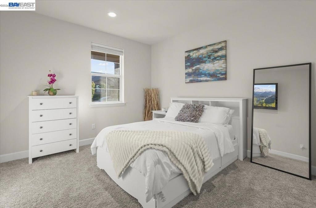 Image 2 of property listing at 5341 Promontory Way, Antioch, CA 94531
