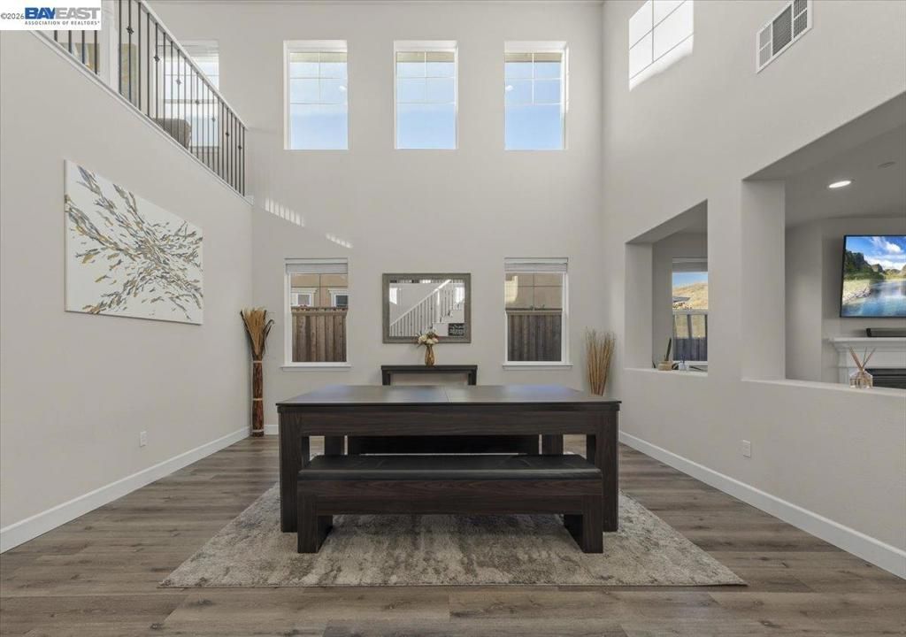 Image 6 of property listing at 5341 Promontory Way, Antioch, CA 94531