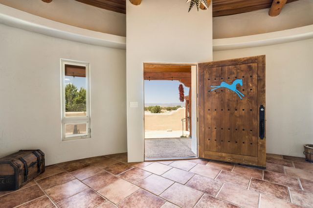 300 Camino De Las Huertas, Placitas, NM 87043