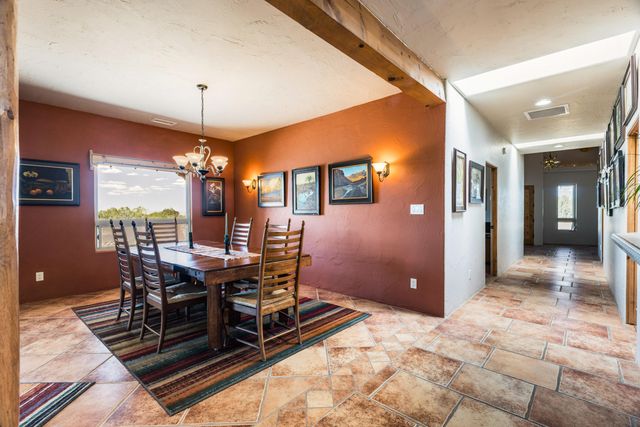 300 Camino De Las Huertas, Placitas, NM 87043