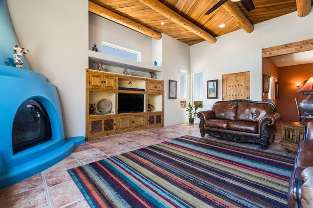 300 Camino De Las Huertas, Placitas, NM 87043