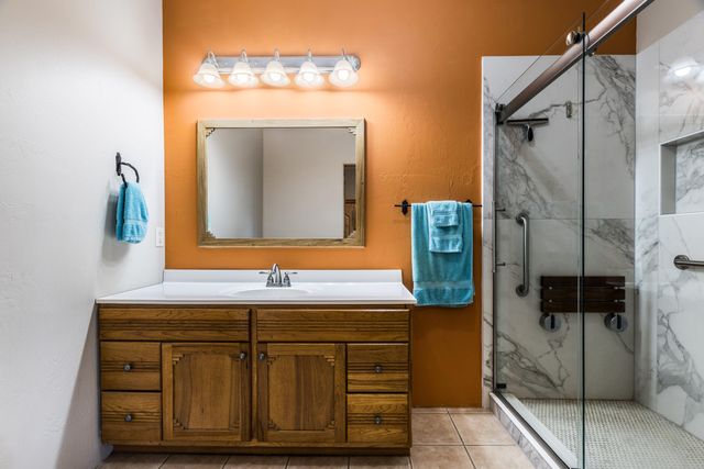 300 Camino De Las Huertas, Placitas, NM 87043