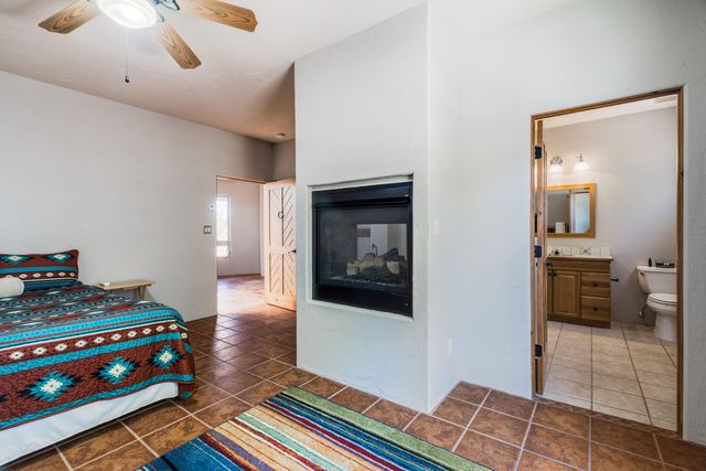 300 Camino De Las Huertas, Placitas, NM 87043