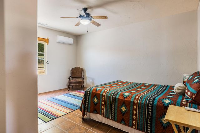 300 Camino De Las Huertas, Placitas, NM 87043