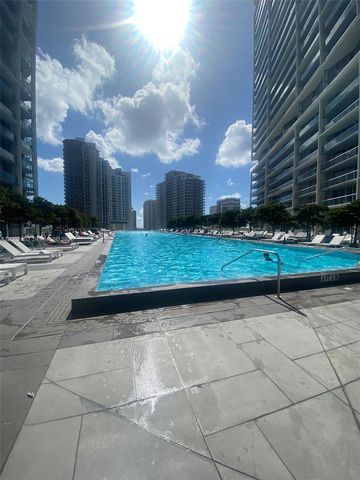 475 Brickell Ave 5508, Miami, FL 33131