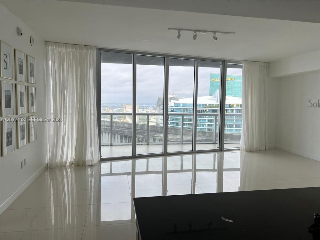 475 Brickell Ave 5508, Miami, FL 33131