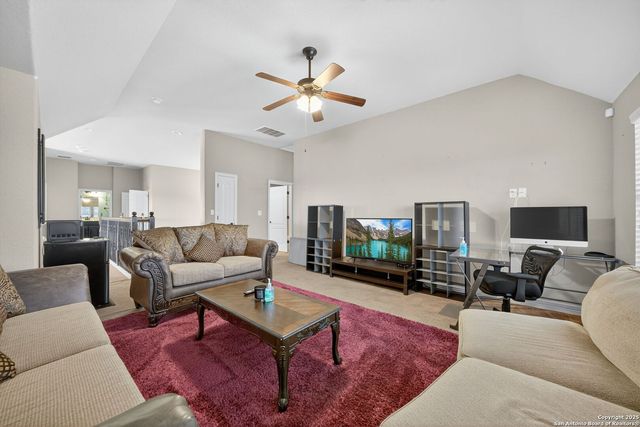 10208 Leno Way, Schertz, TX 78154