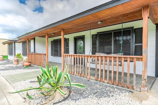 1095 County Road 423, Alvin, TX 77511