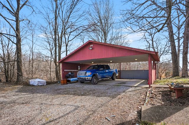 5572 Highway 76E, Springfield, TN 37172