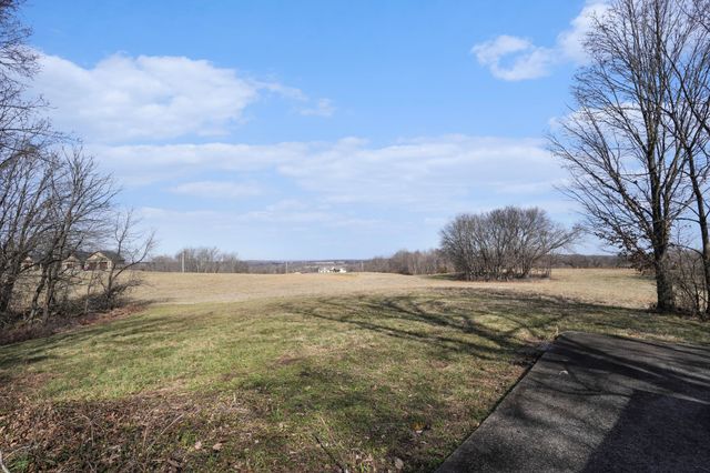 5572 Highway 76E, Springfield, TN 37172