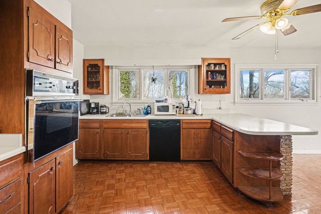 5572 Highway 76E, Springfield, TN 37172