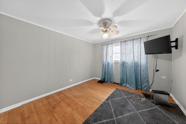 7315 Arcadia Street, Morton Grove, IL 60053