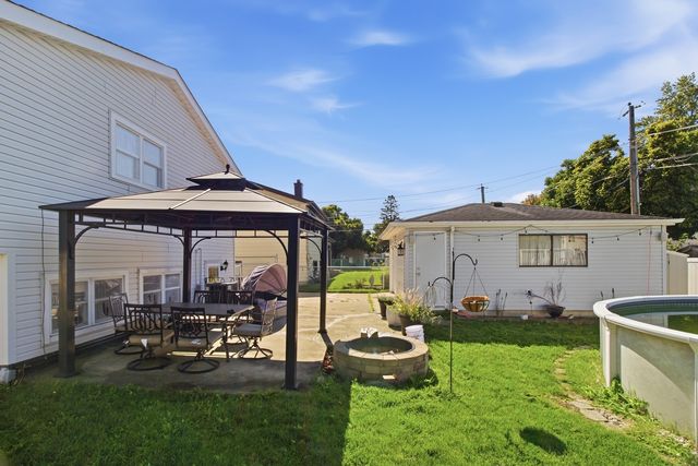 526 N Edgewood Avenue, Lombard, IL 60148