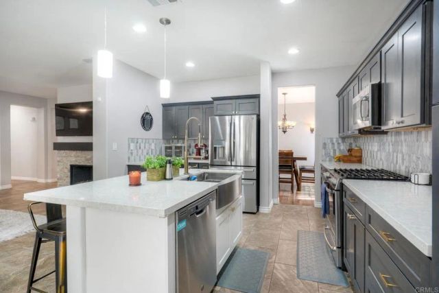 931 Manteca Drive, Oceanside, CA 92057