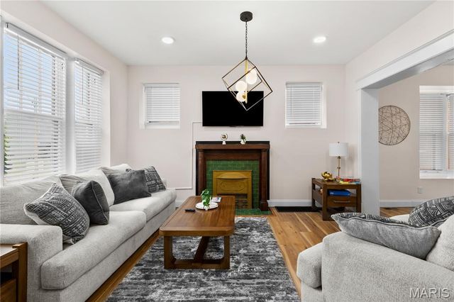 3134 Halliday Avenue, St Louis, MO 63118