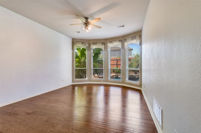 1807 Lake Glen Trail, Mansfield, TX 76063