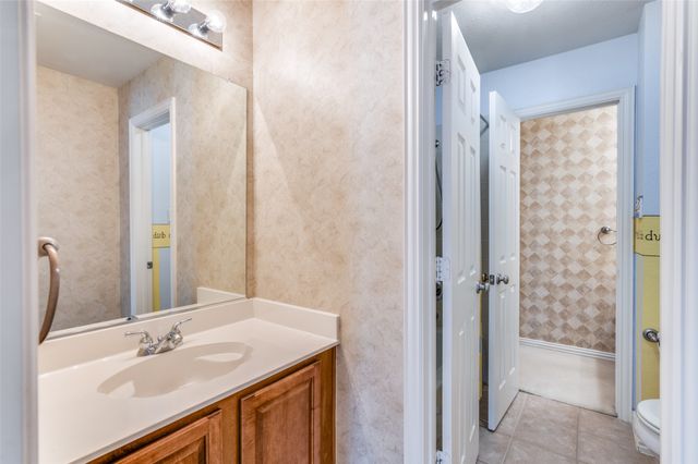 1807 Lake Glen Trail, Mansfield, TX 76063