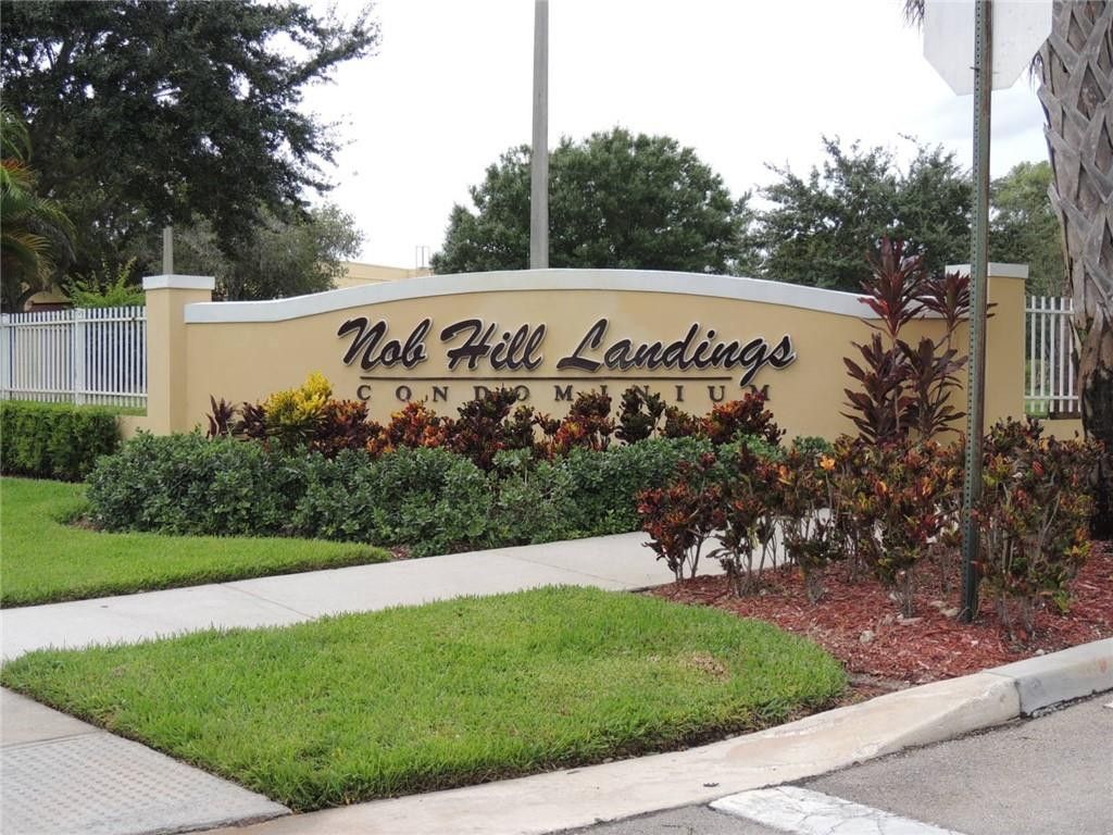 9905 Westwood Drive 16-3, Tamarac, FL 33321