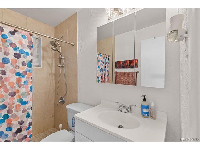 7230 Quivas St, Denver, CO 80221