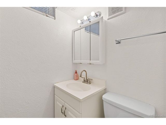 7230 Quivas St, Denver, CO 80221