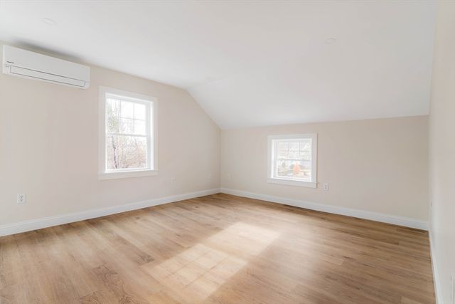 121 Fayette B, Quincy, MA 02170