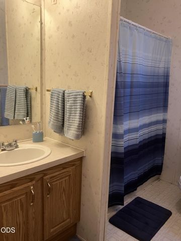 16985 Whittier Drive, Bend, OR 97707