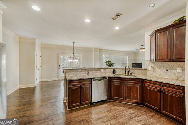 3613 Lake Estates Way, Atlanta, GA 30349