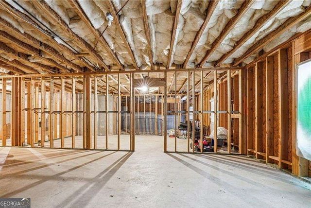 3613 Lake Estates Way, Atlanta, GA 30349