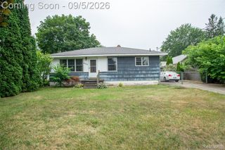 206 Coleman Drive, Waterford, MI 48328