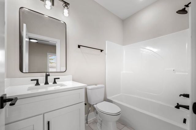 454 E State St, Murfreesboro, TN 37130