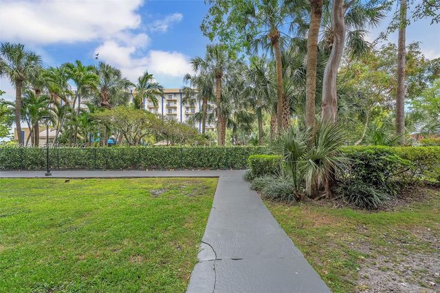 4550 NW 9th Street 106E, Miami, FL 33126