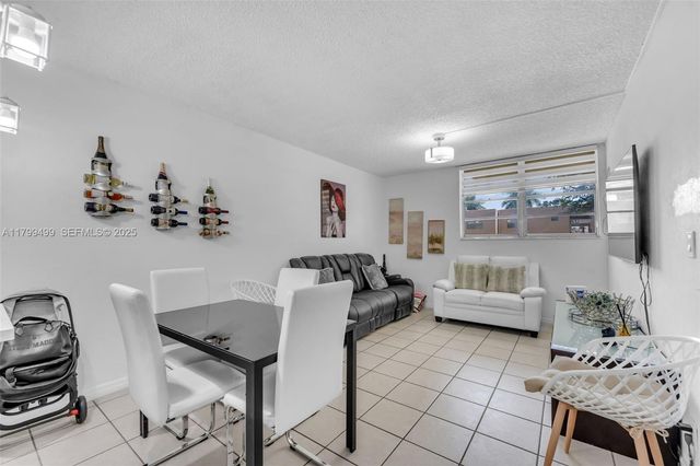 4550 NW 9th Street 106E, Miami, FL 33126